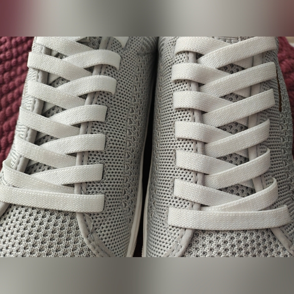 Dr. Scholl's Gray Women's Sneakers - Picture 9 of 11